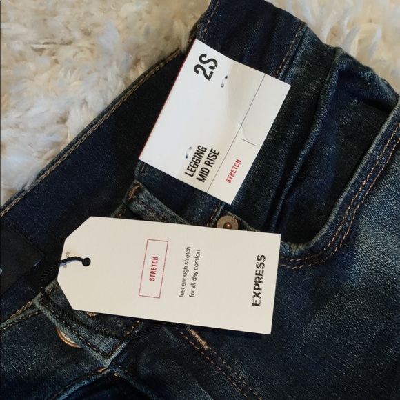 Express Mid Rise Stretch Distressed Jean - Picture 3 of 8